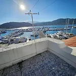 Sur Le Port Saint-Florent (Corsica)
