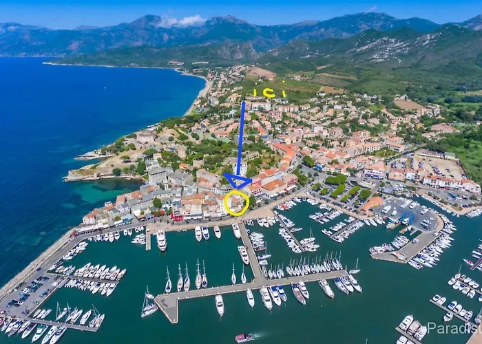 Sur Le Port Appartement *